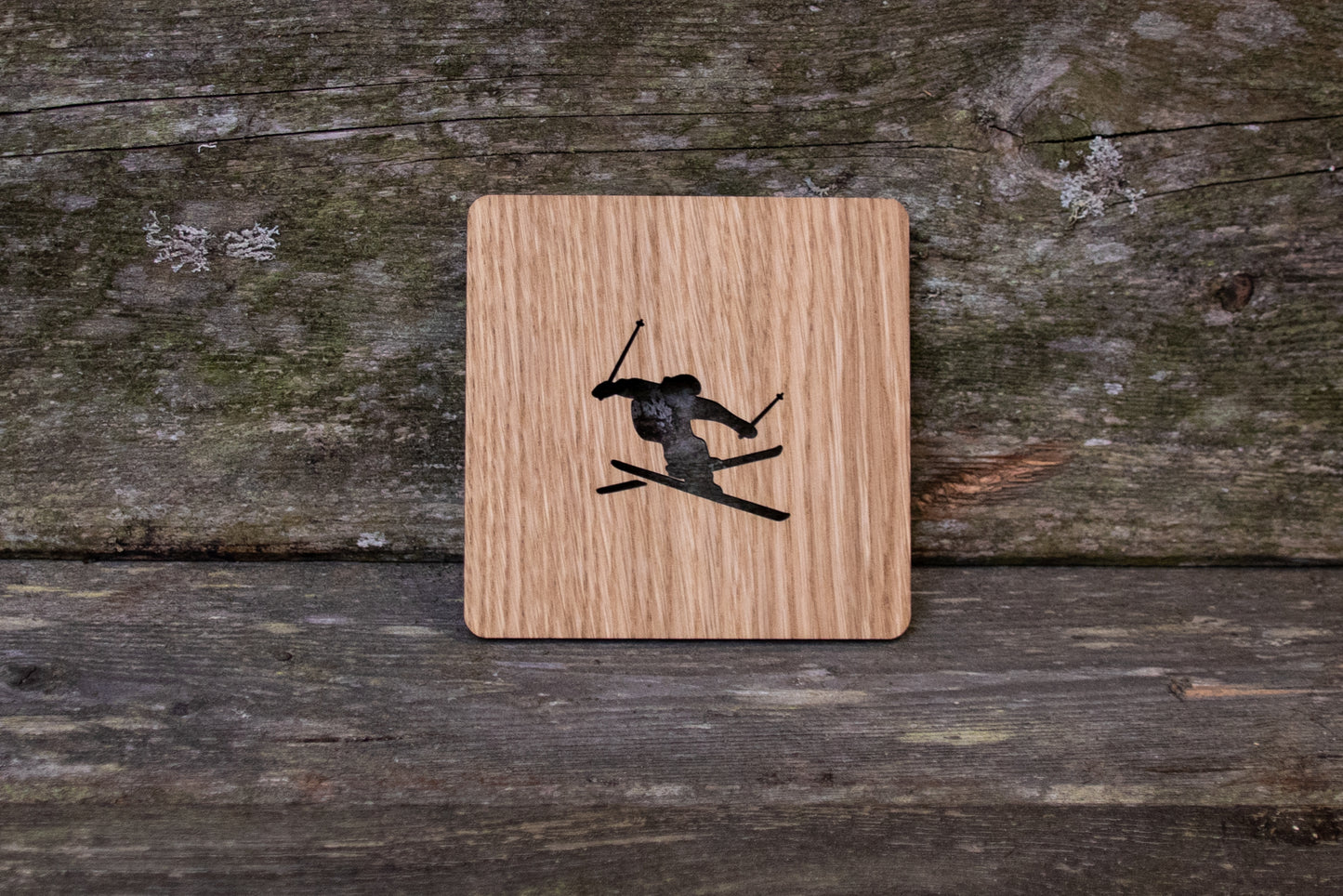 Holz Untersetzer Skifahrer