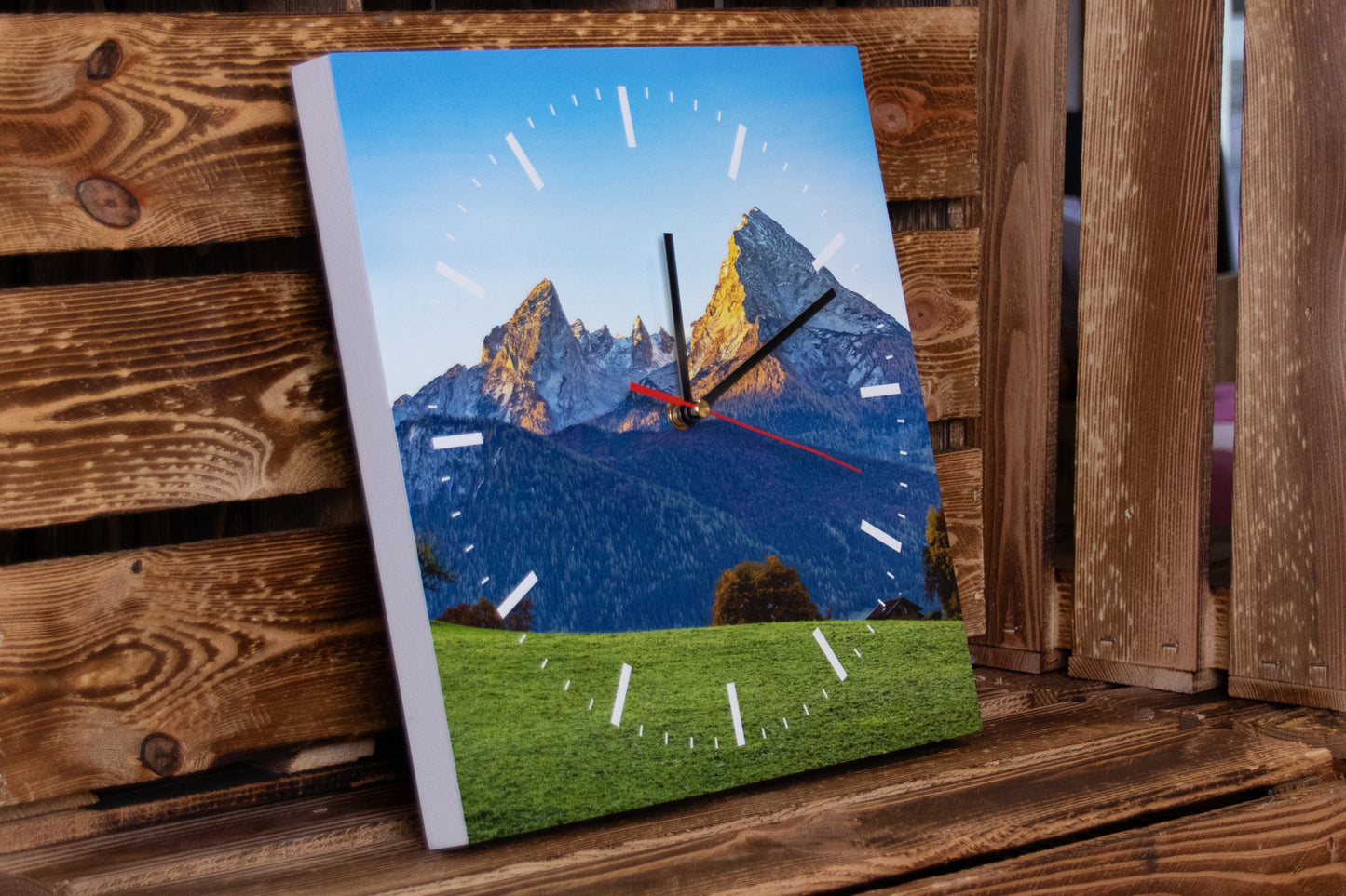 Wanduhr Berchtesgaden Watzmann Sonnenaufgang