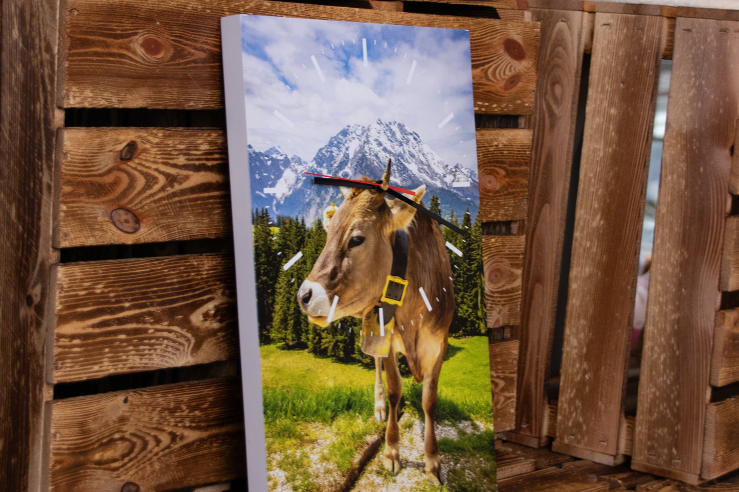 Wanduhr Berchtesgaden Kuh Farbe mit Rahmen