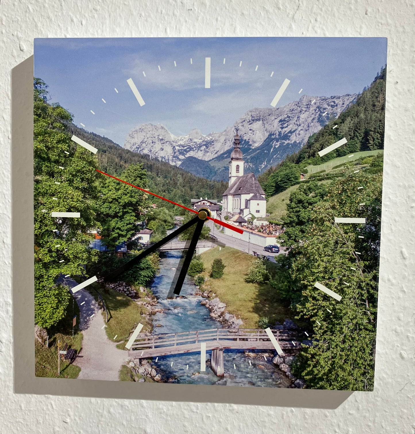 Wanduhr Ramsau Kirche
