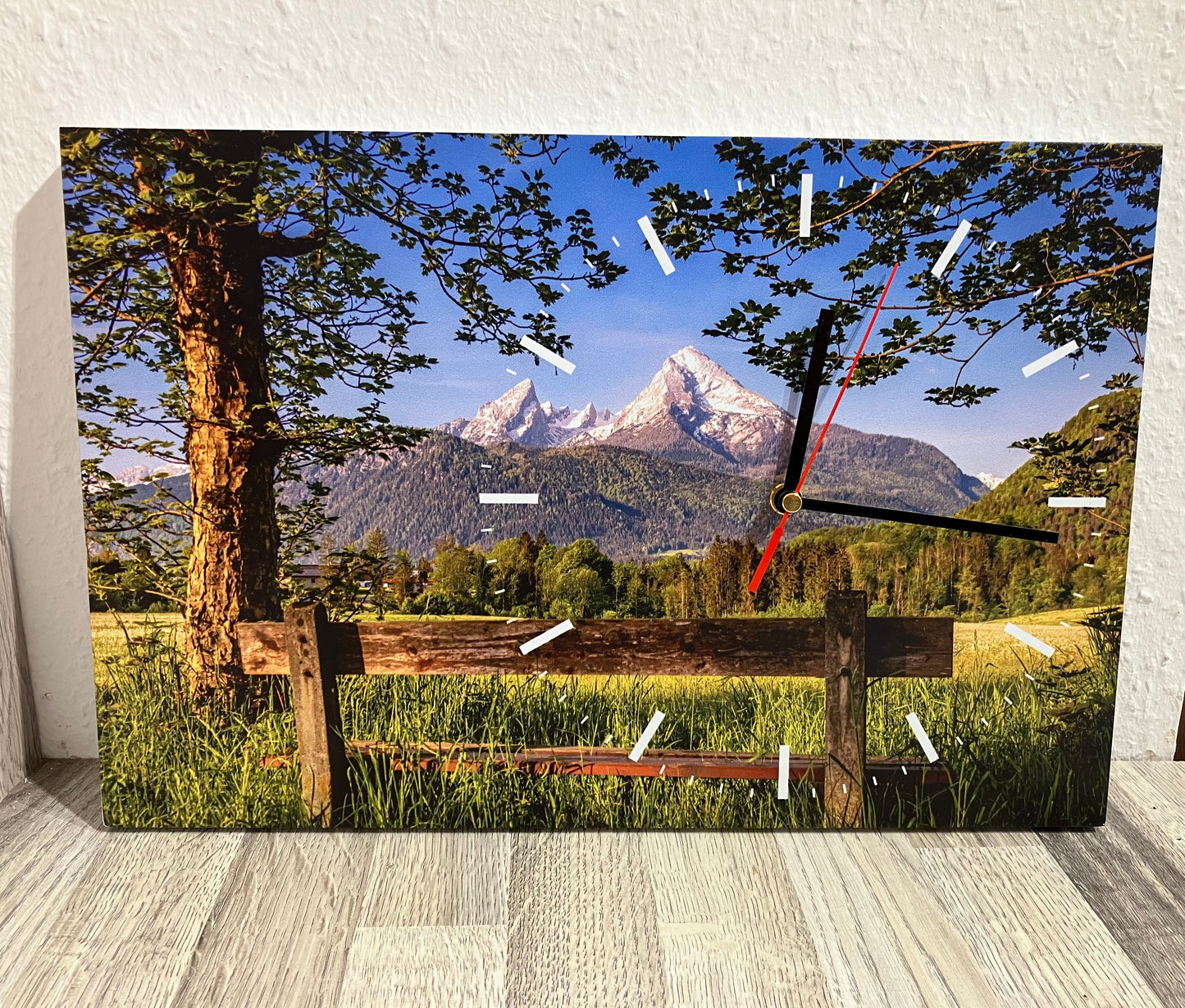 Wanduhr Berchtesgaden Watzmann Bank